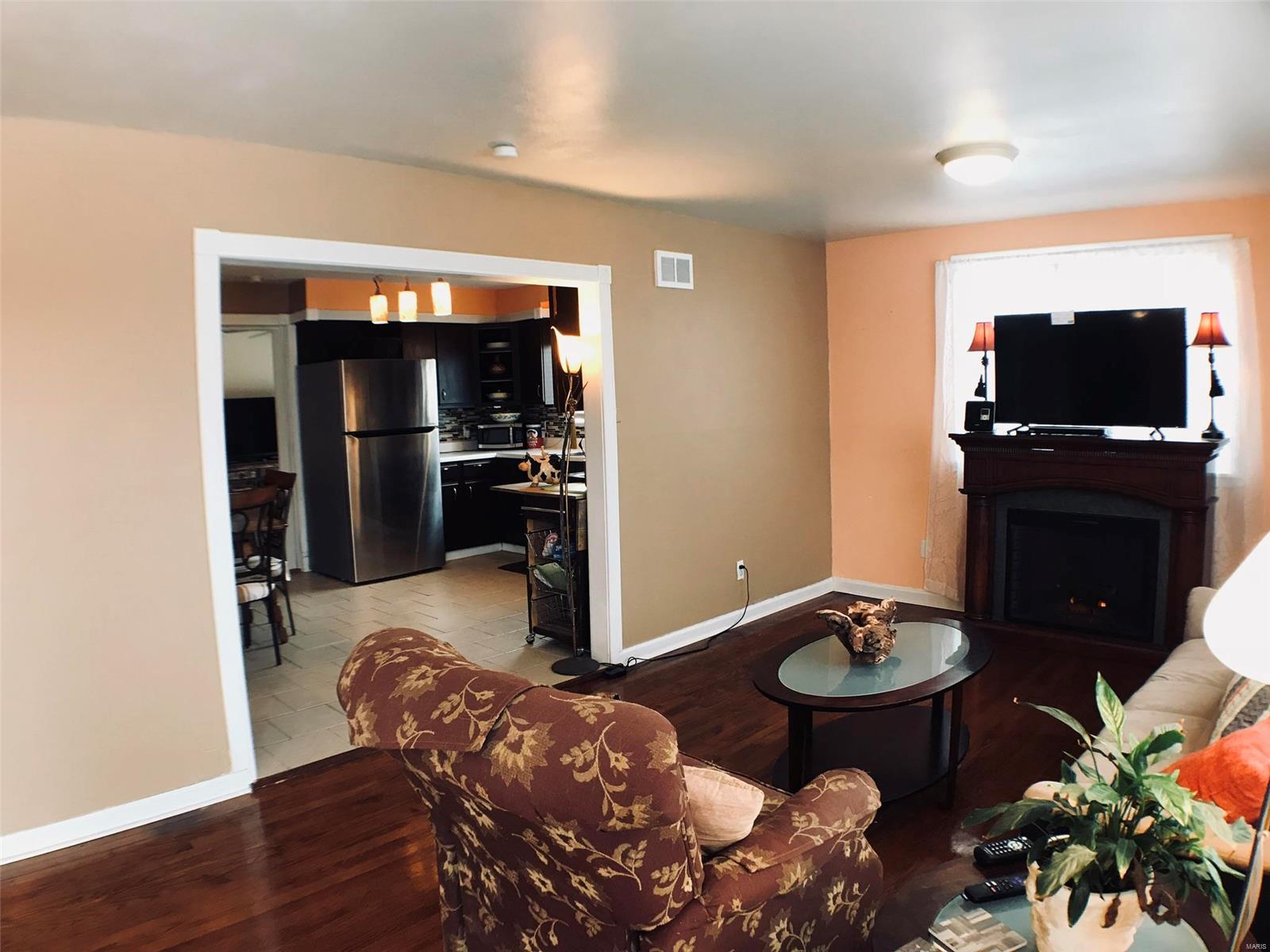9827 Reavis Road St. Louis, MO 63123 - Photo 11 of 37