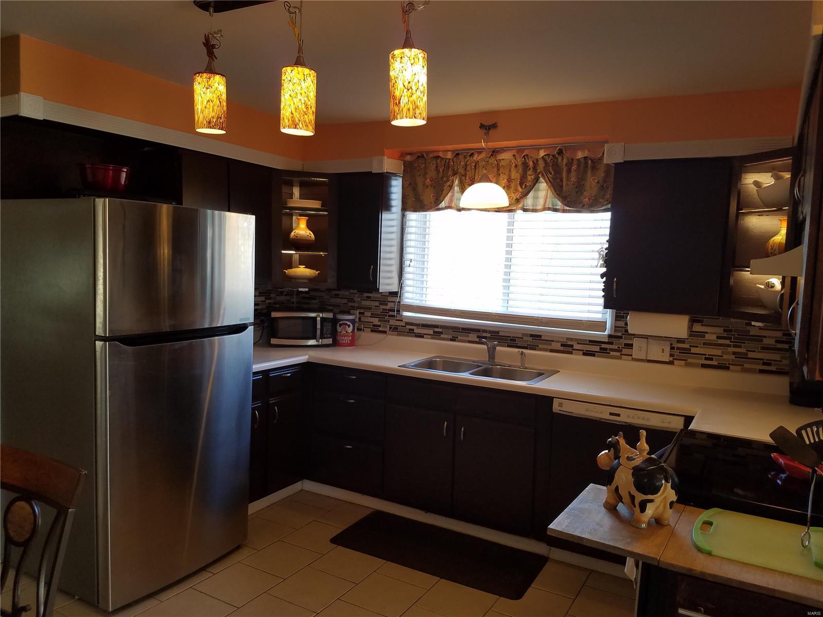 9827 Reavis Road St. Louis, MO 63123 - Photo 14 of 37