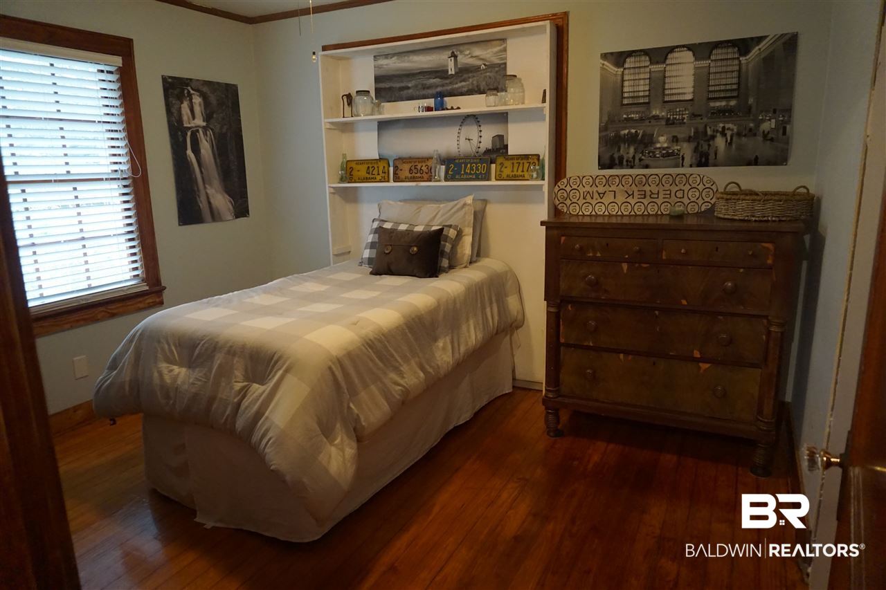 307 Weinacker Avenue Mobile, AL 36604 - Photo 22 of 26 Bedroom 2