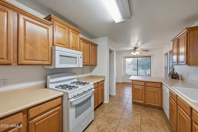 $439,999 | 4178 East Shapinsay Drive, San Tan Valley, AZ 85140