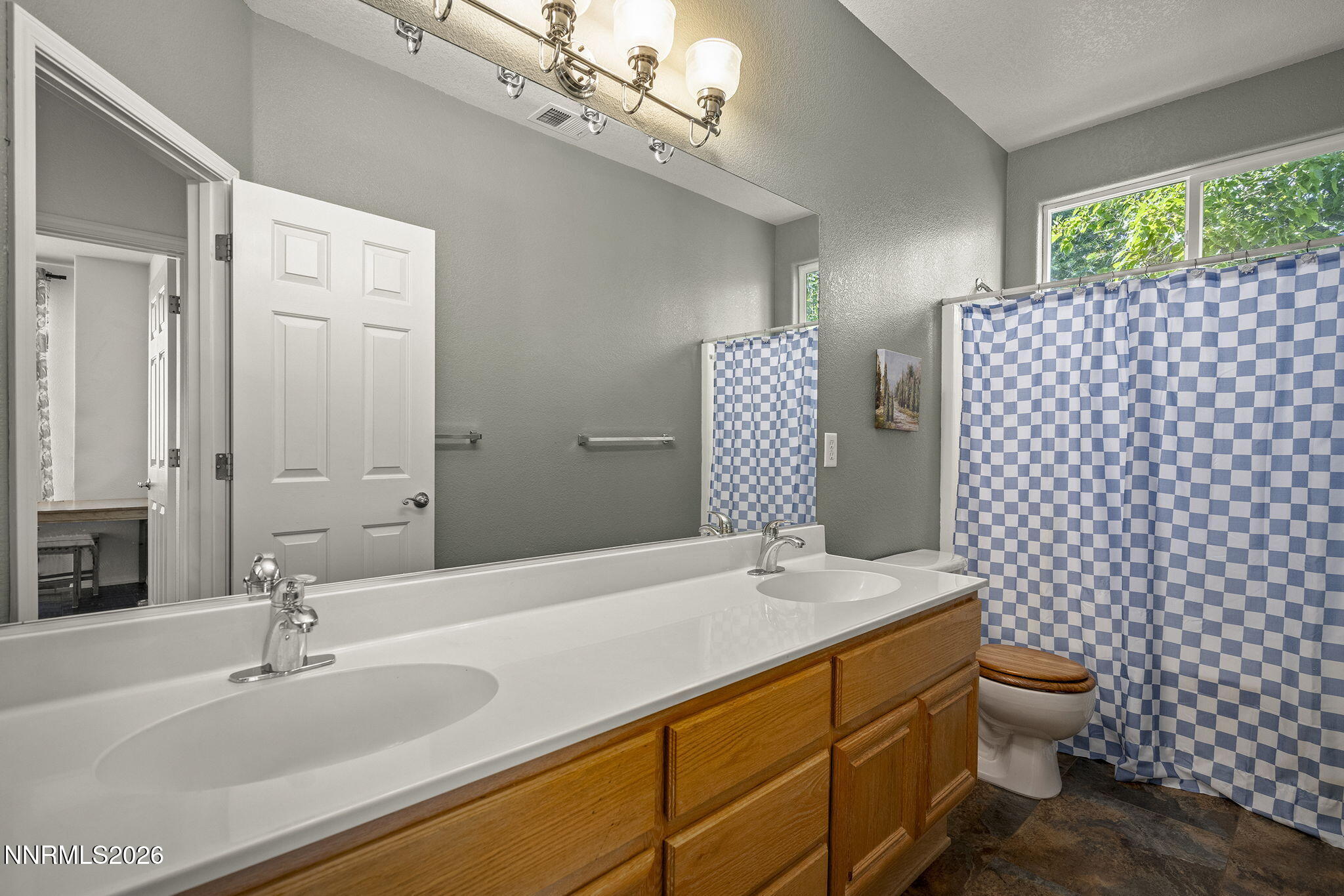 9629 Thunder Mountain Way Reno, NV 89521 - Photo 18 of 28 18-web-or-mls-_DSC6111