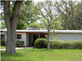 1841 Semur Road Pensacola, FL 32503 - Photo 2 of 23 Future Home from the past. Circular drive. Homesite .34 Acre.