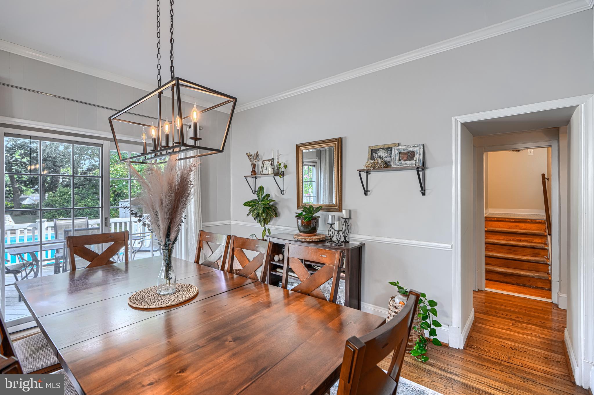 4215 Harcourt Road Baltimore, MD 21214 - Photo 21 of 81 Dining Room