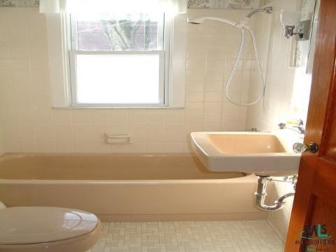 205 Croswell Street Romeo, MI 48065 - Photo 9 of 9 614698-8.JPG