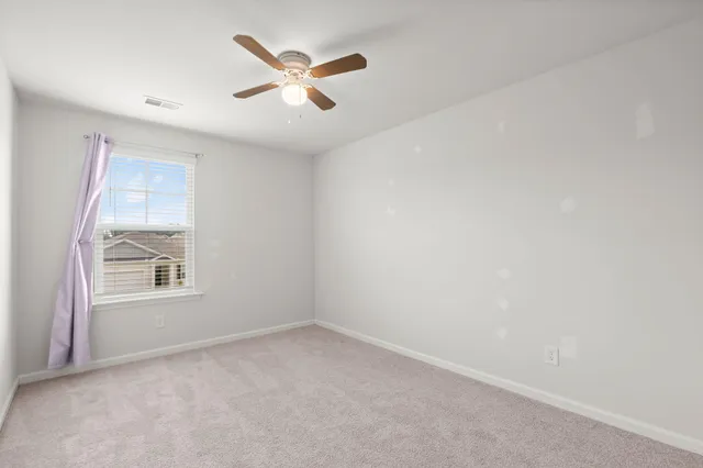 $370,000 | 141 Lagoona Drive, Summerville, SC 29483