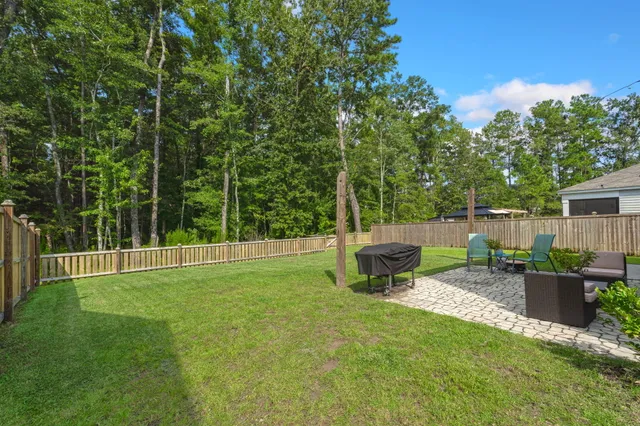 $370,000 | 141 Lagoona Drive, Summerville, SC 29483