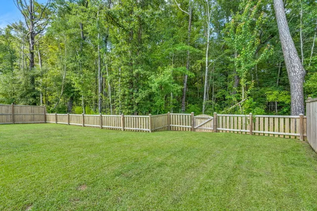 $370,000 | 141 Lagoona Drive, Summerville, SC 29483