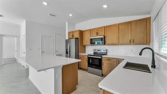 $2,000 | 638 Meadows Edge Place, Lake Wales, FL 33859