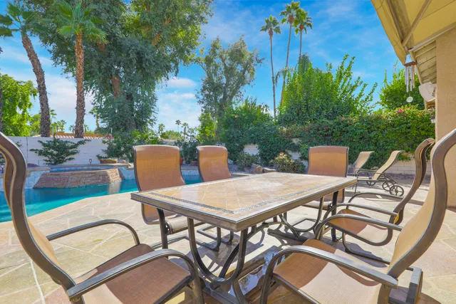 $1,167,000 | 54 Sutton Place East, Palm Desert, CA 92211