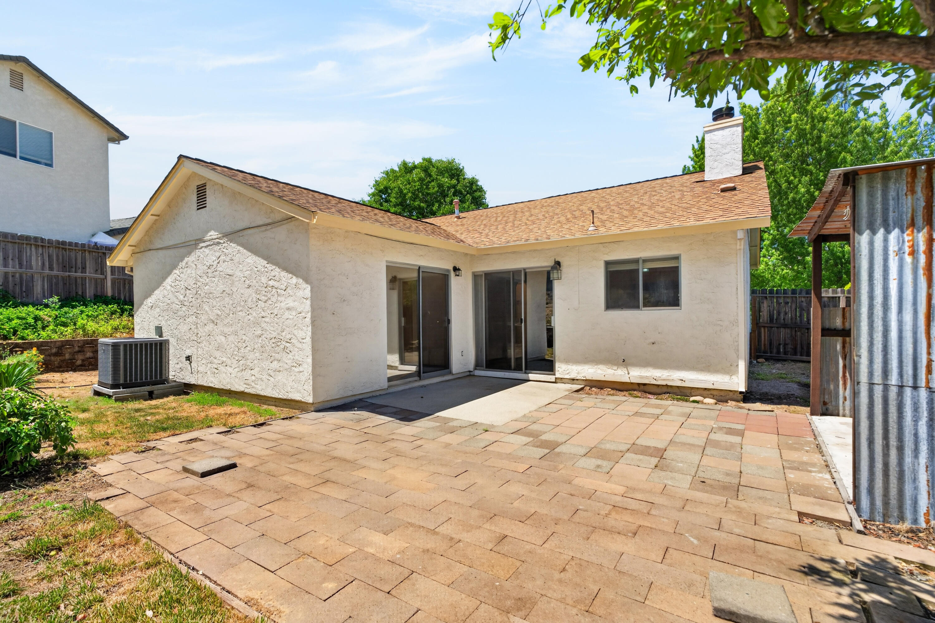 535 Vansicklen Way Redding, CA 96003 - Photo 27 of 31 Backyard