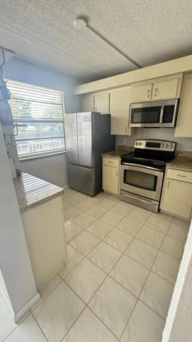 $290,000 | 6049 Balboa Circle, Unit 202, Boca Raton, FL 33433