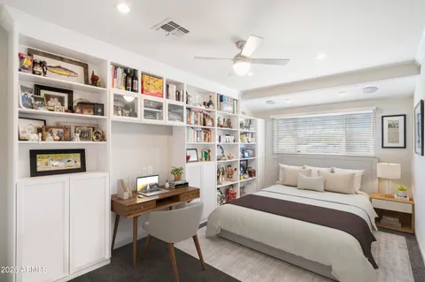 $975,000 | 3328 East Turney Avenue, Phoenix, AZ 85018