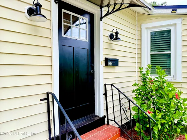 $2,495 | 1319 Azalea Drive, Jacksonville, FL 32205