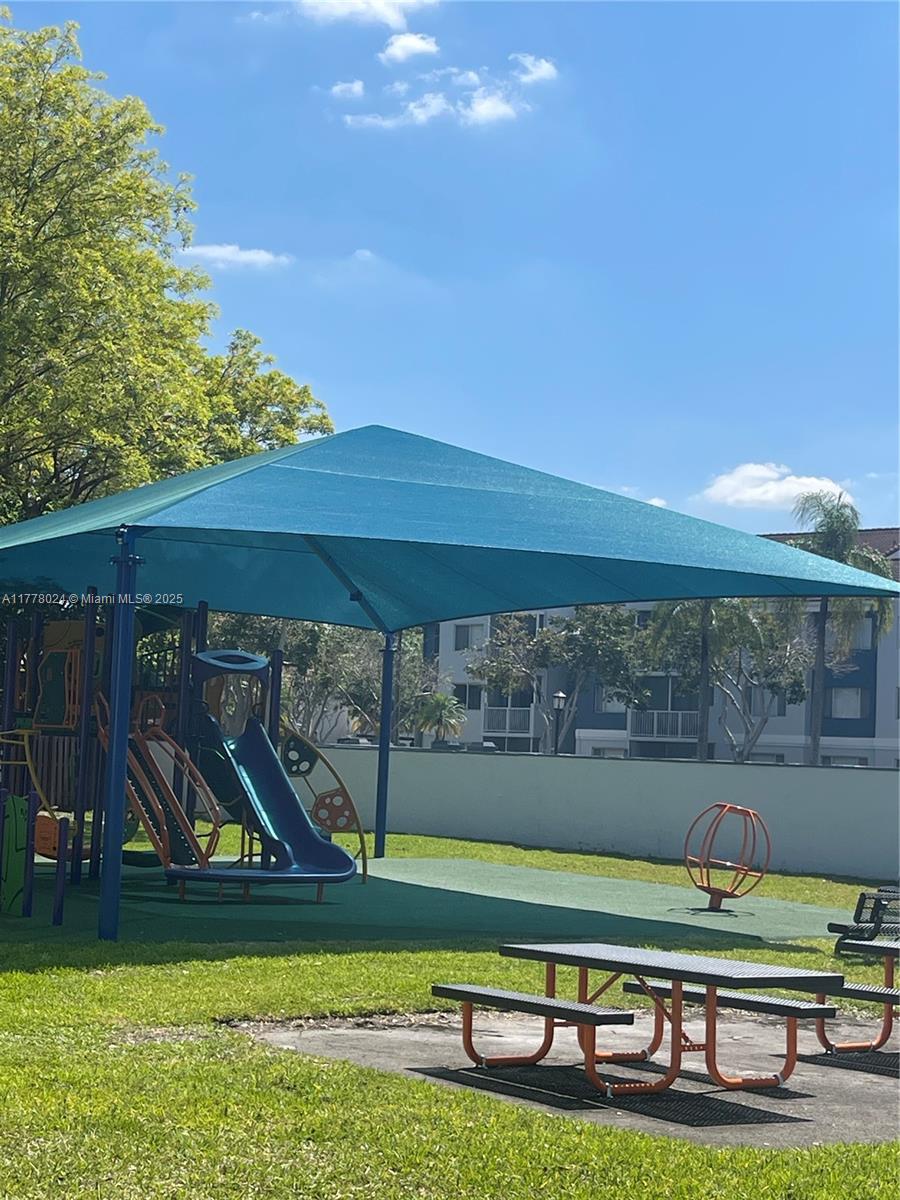 18230 Mediterranean Boulevard, Unit 1302 Hialeah, FL 33015 - Photo 37 of 42