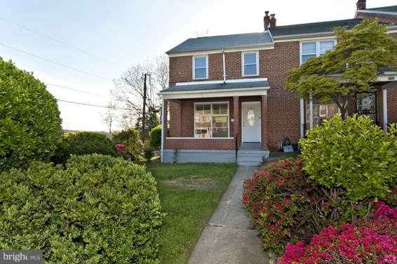 6100 Dunroming Road Baltimore, MD 21239 - Photo 2 of 21 Exterior (Front)