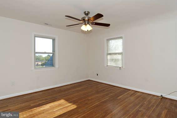 6100 Dunroming Road Baltimore, MD 21239 - Photo 10 of 21 Bedroom (Master)