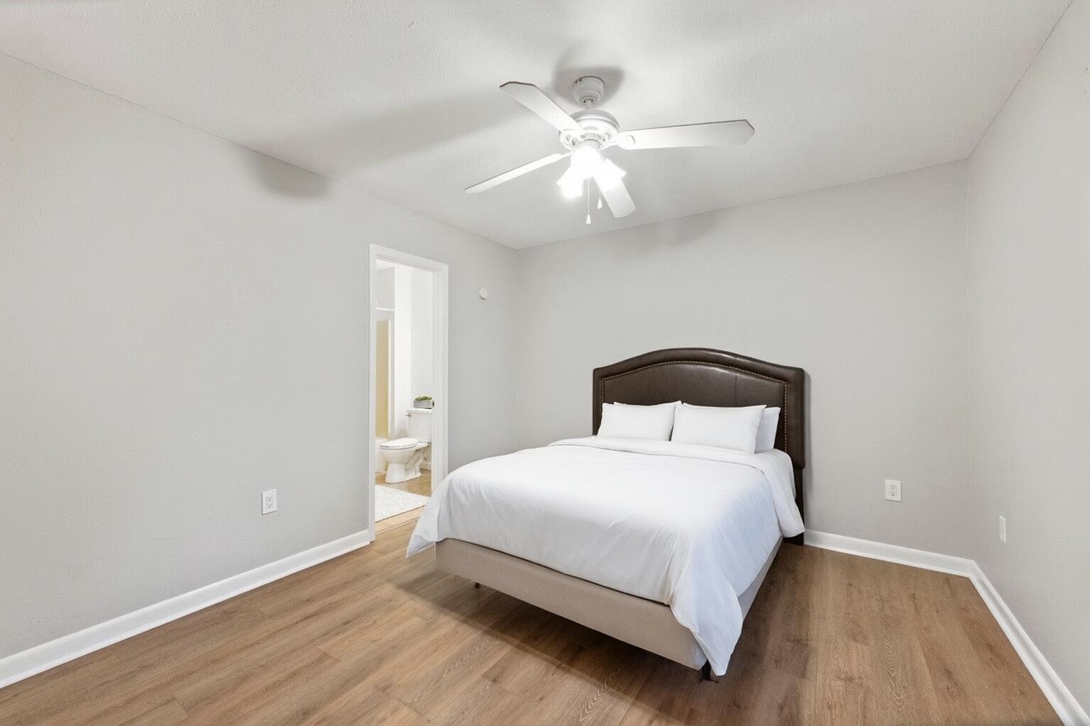 101 Stephens Lane Crestview, FL 32539 - Photo 15 of 25 A89BD3B9-7255-461D-A892-3DDBAE2524CB