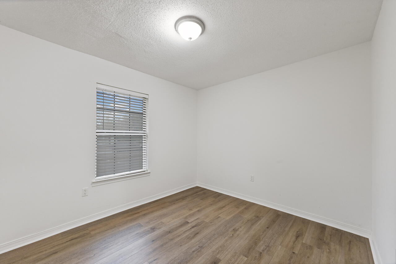 101 Stephens Lane Crestview, FL 32539 - Photo 18 of 25 26-26