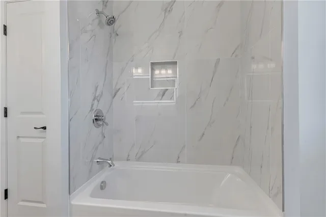 $2,500 | 10 Anthony Avenue, Unit 2, Providence, RI 02907