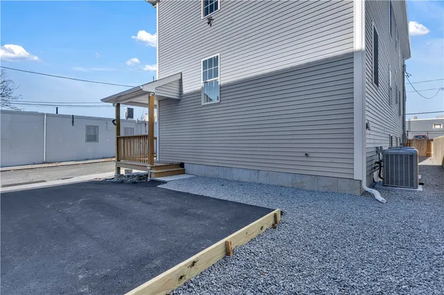$2,500 | 10 Anthony Avenue, Unit 2, Providence, RI 02907