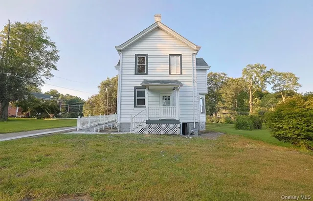 $3,250 | 2819 Route 207, Goshen, NY 10924