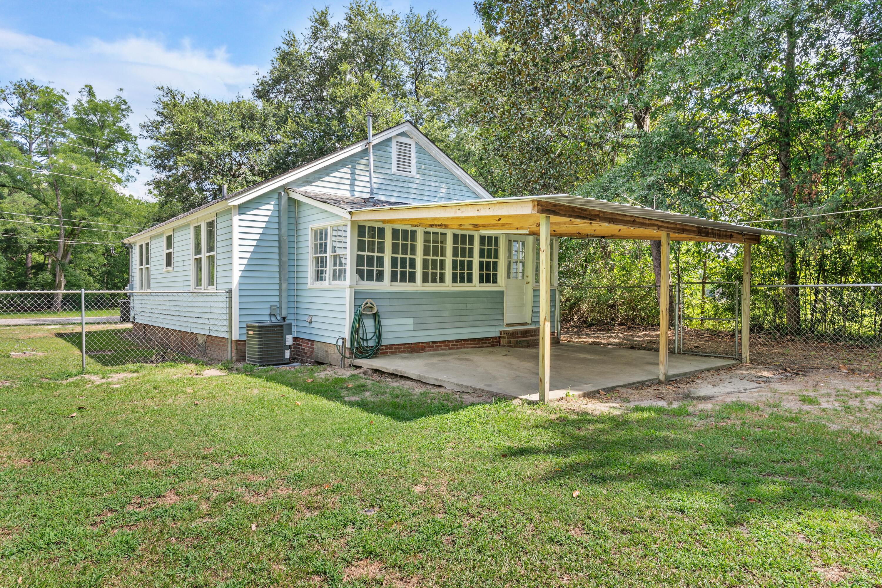 552 Ott Street Branchville, SC 29432 - Photo 6 of 26 DSC03547