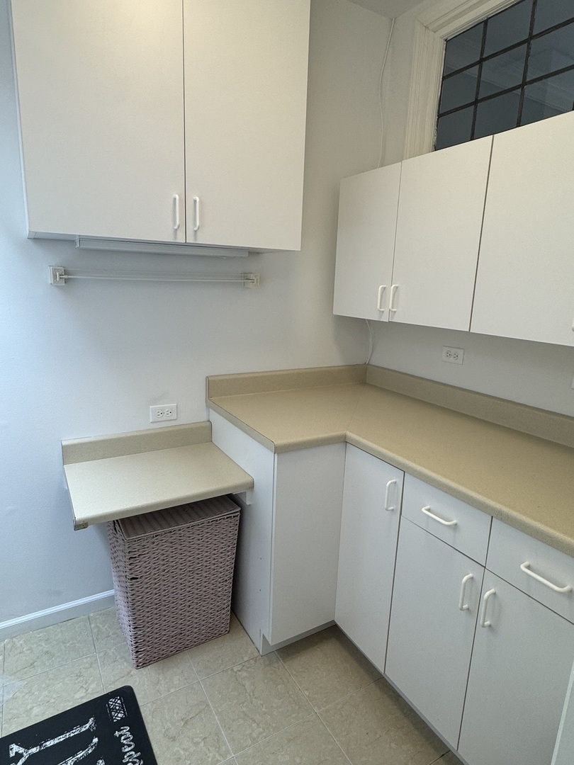 1009 Arbor Court Mount Prospect, IL 60056 - Photo 31 of 35 a room with storage and utility