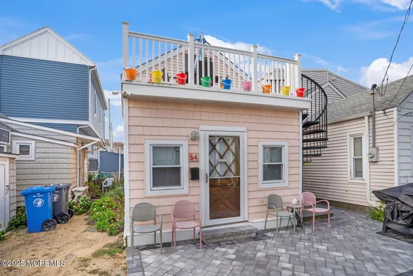 $469,000 | 34 West Rutherford Lane, Lavallette, NJ 08735