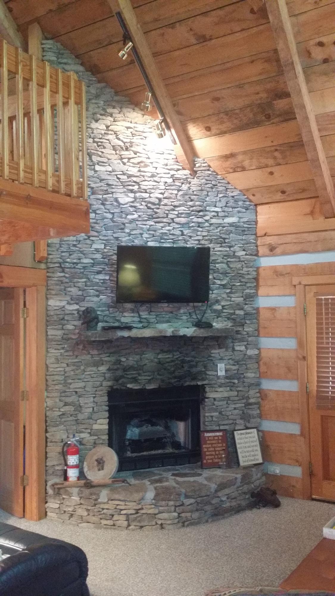 148 Timberwinds Way Townsend, TN 37882 - Photo 3 of 15 03LR FP only