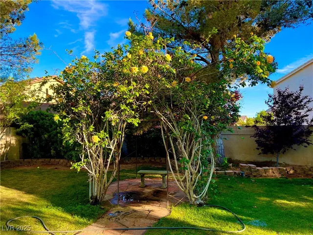 $1,500,000 | 8690 West Ford Avenue, Las Vegas, NV 89148