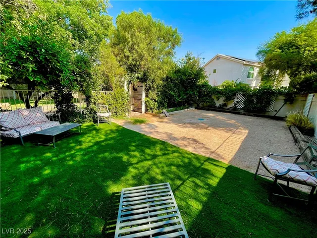 $1,500,000 | 8690 West Ford Avenue, Las Vegas, NV 89148