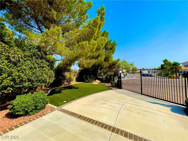 $1,500,000 | 8690 West Ford Avenue, Las Vegas, NV 89148