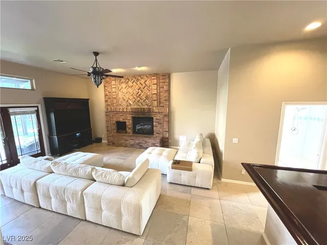 $1,500,000 | 8690 West Ford Avenue, Las Vegas, NV 89148