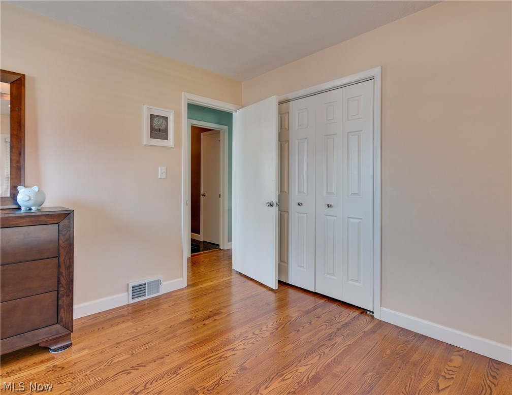 30048 Warren Road Wickliffe, OH 44092 - Photo 14 of 34 Gallery Image 14