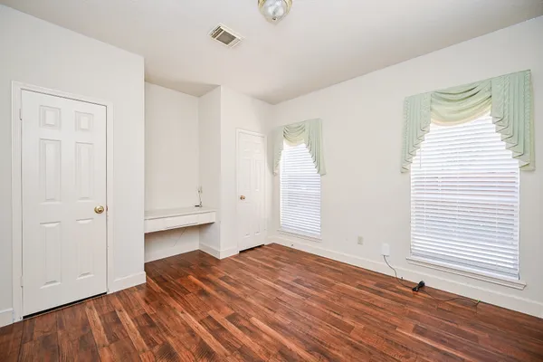 $2,750 | 9731 New Kent Drive, Sugar Land, TX 77498
