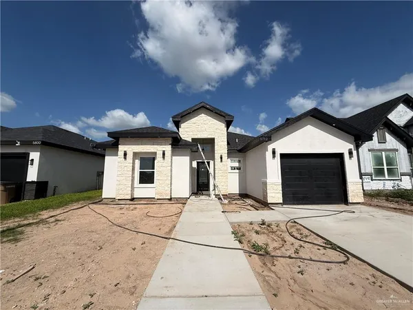 $249,000 | 5712 North Pedaso Del Sol Street, Edinburg, TX 78542