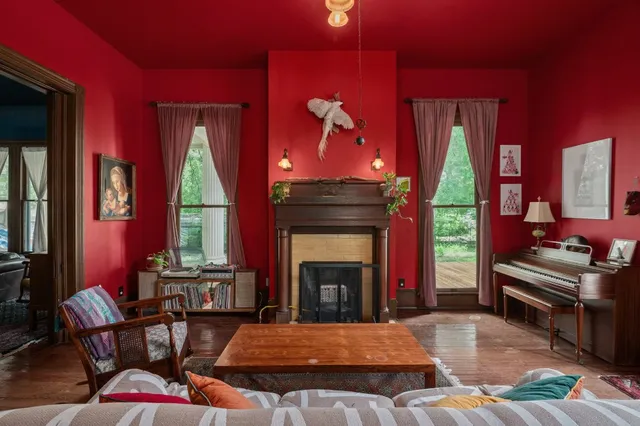 $450,000 | 124 North Hamilton Street, Gonzales, TX 78629