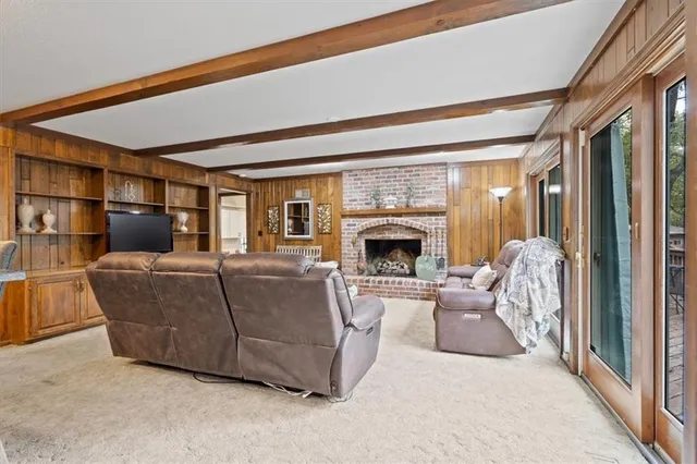 $749,000 | 7447 Black Oak Circle, Stilwell, KS 66085