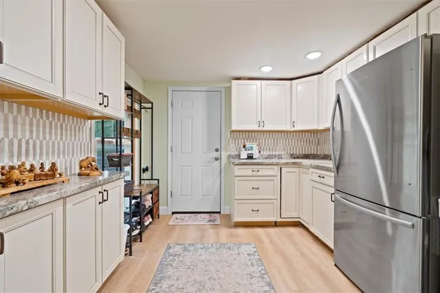 $749,000 | 7447 Black Oak Circle, Stilwell, KS 66085