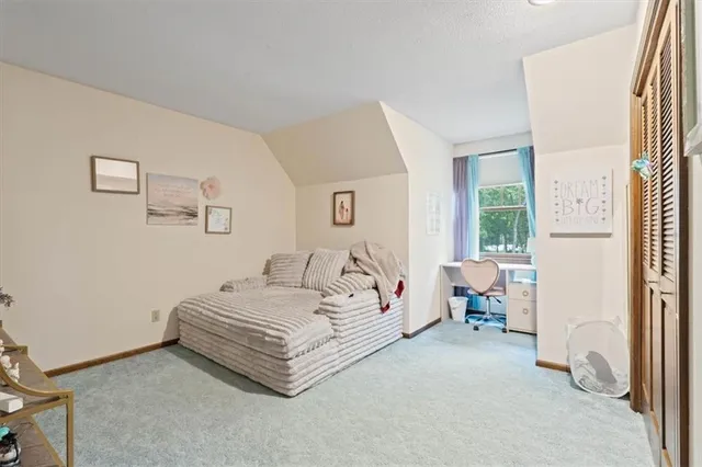 $749,000 | 7447 Black Oak Circle, Stilwell, KS 66085