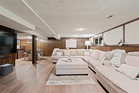 $749,000 | 7447 Black Oak Circle, Stilwell, KS 66085