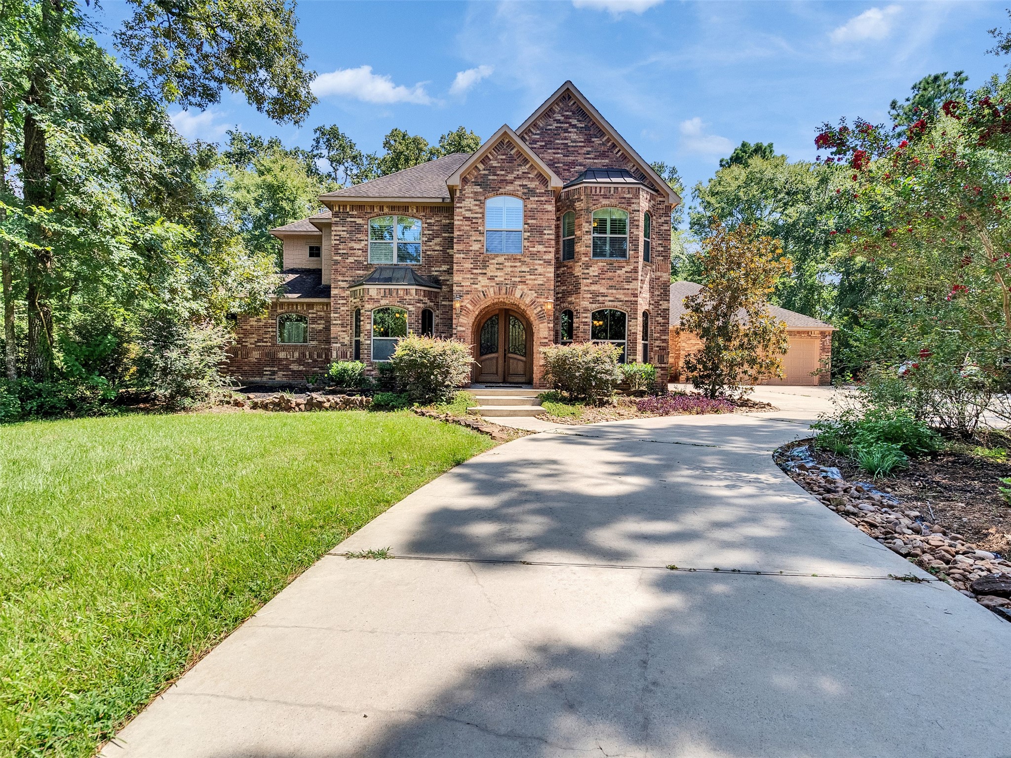 Welcome to 28503 Champions Ridge, a beautiful home offering comfort, space, and modern living.