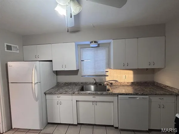 $1,695 | 1158 Brightling Drive, St. Louis, MO 63132