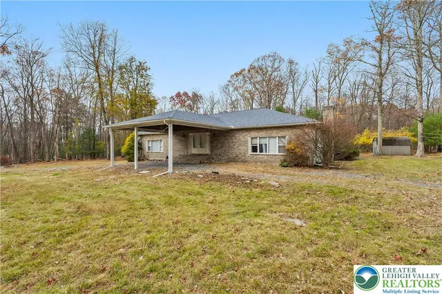 $325,000 | 6236 Forest Lane, East Stroudsburg, PA 18302
