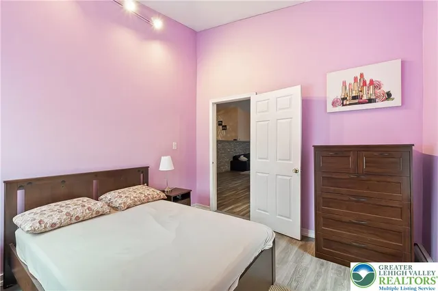 $325,000 | 6236 Forest Lane, East Stroudsburg, PA 18302