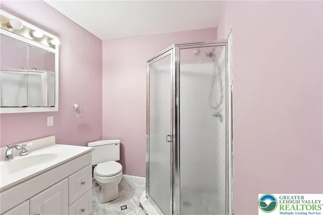 $325,000 | 6236 Forest Lane, East Stroudsburg, PA 18302