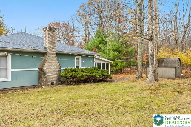 $325,000 | 6236 Forest Lane, East Stroudsburg, PA 18302