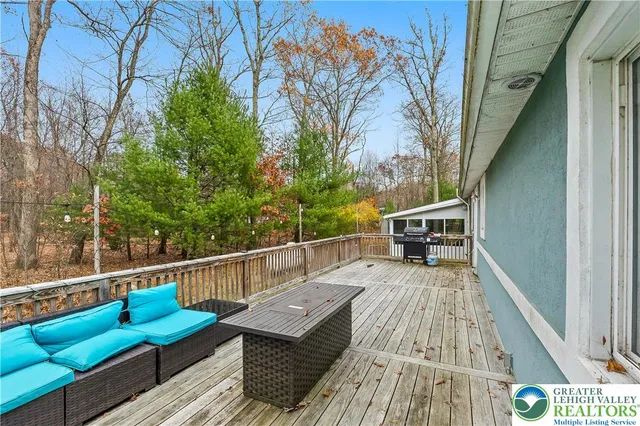 $325,000 | 6236 Forest Lane, East Stroudsburg, PA 18302