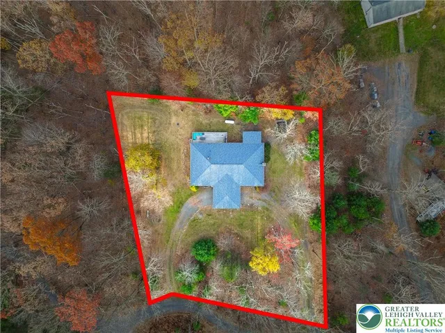 $325,000 | 6236 Forest Lane, East Stroudsburg, PA 18302