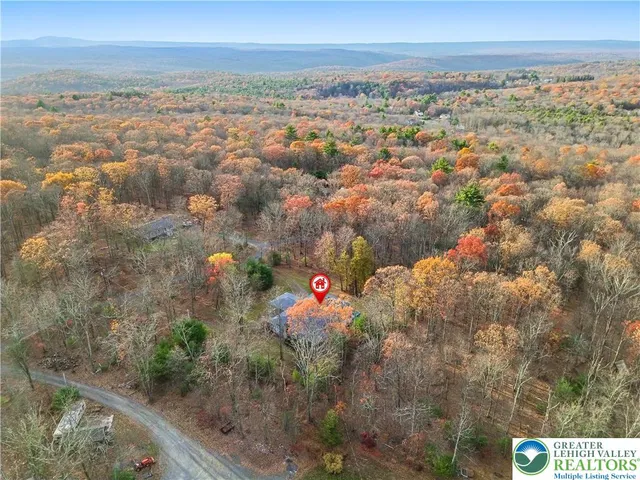 $325,000 | 6236 Forest Lane, East Stroudsburg, PA 18302